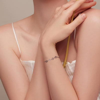 Silver Paw Print Bracelet – Adjustable Fit