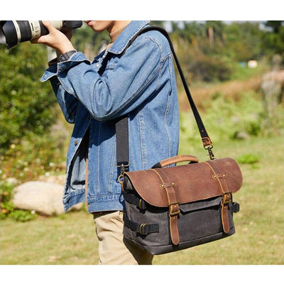 Camera Messenger Bag | Pilot