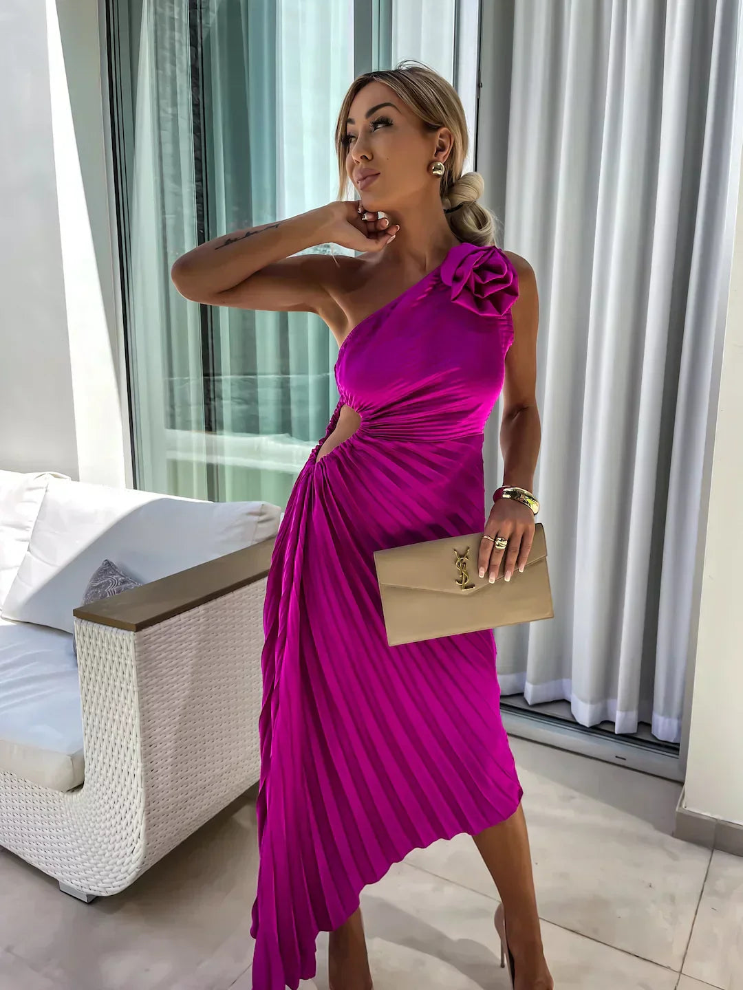 Lizbeth - Dress with Floral Shoulders