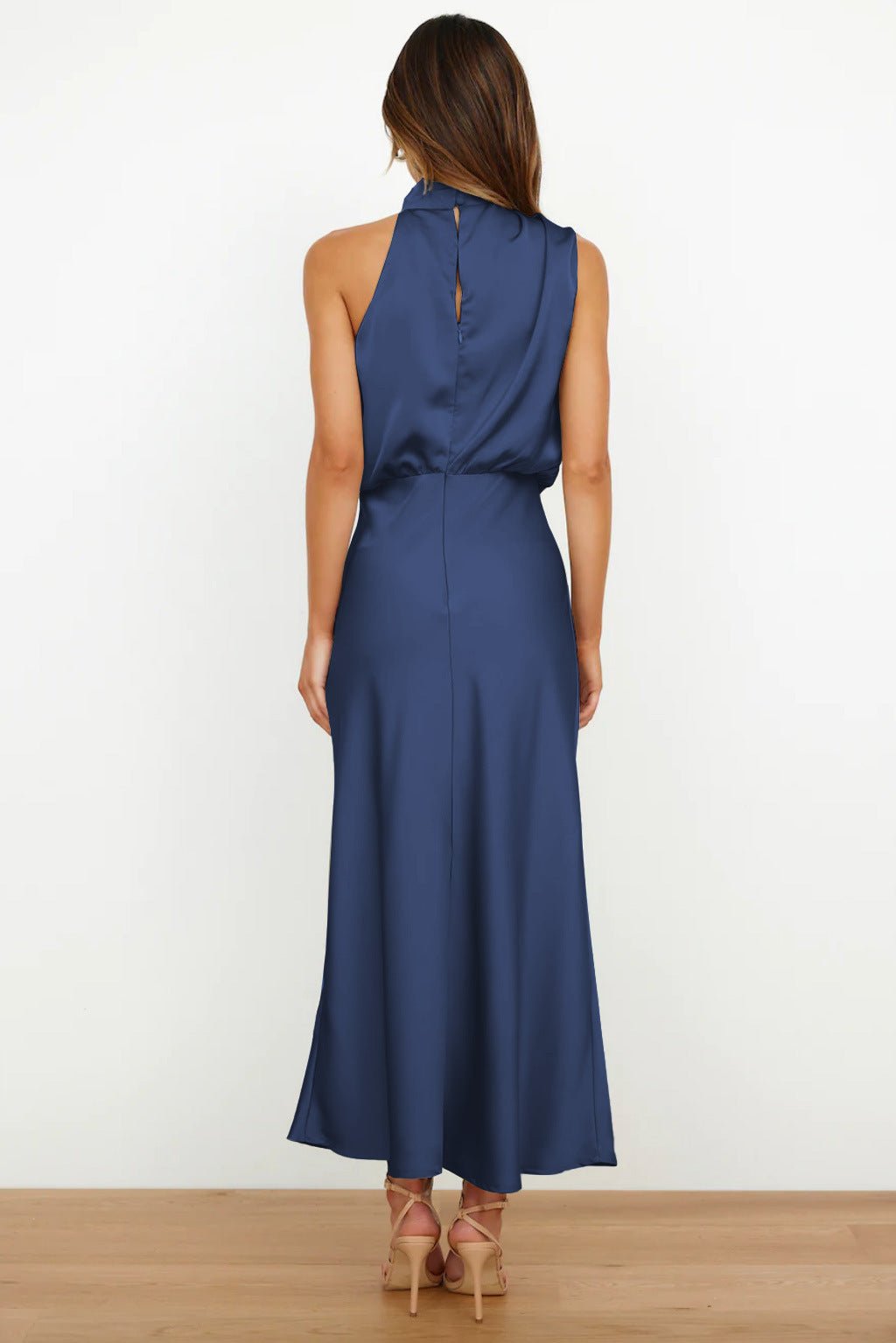 Lydia | Long Dress with Halter Neck